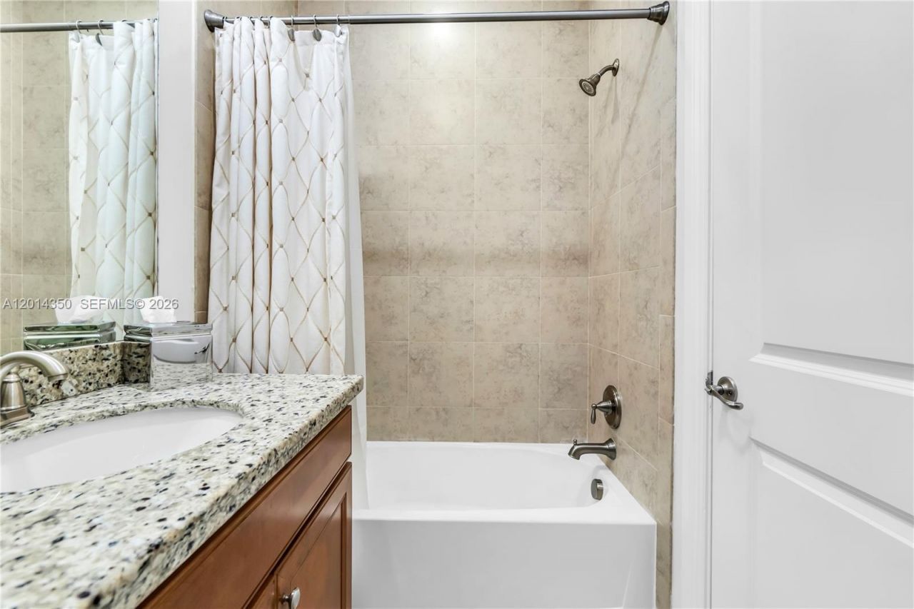 8915 W Watercrest Cir W , Parkland, FL 33076 Photo