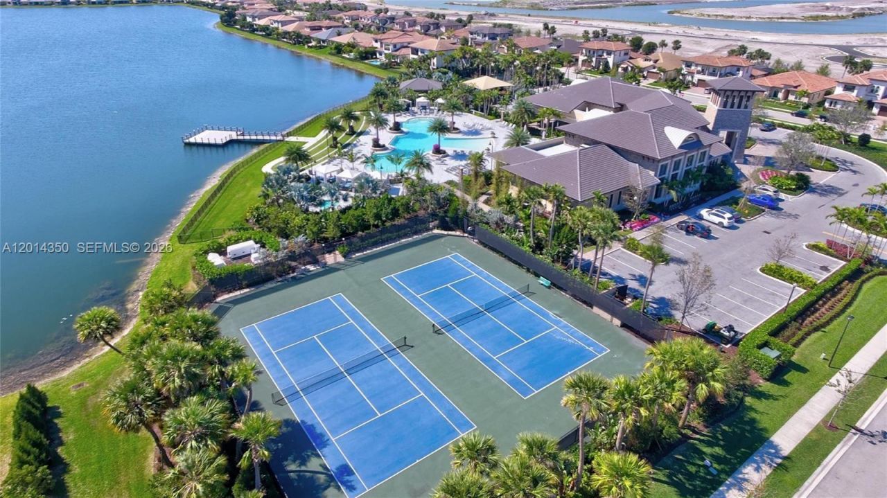 8915 W Watercrest Cir W , Parkland, FL 33076 Photo