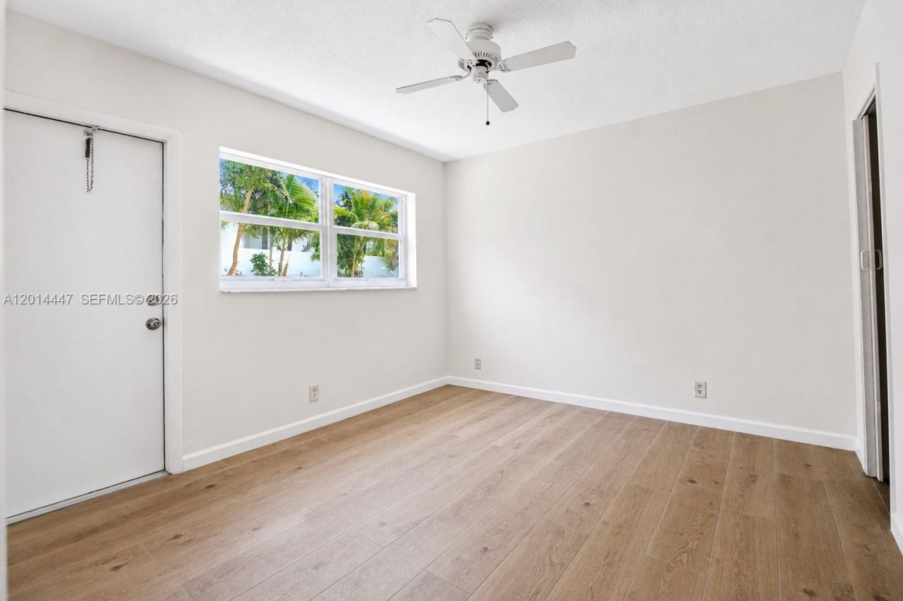 1900 NE 8th Ct, Unit 105, Fort Lauderdale, FL 33304 Photo