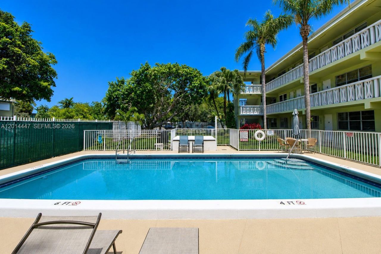 1900 NE 8th Ct, Unit 105, Fort Lauderdale, FL 33304 Photo
