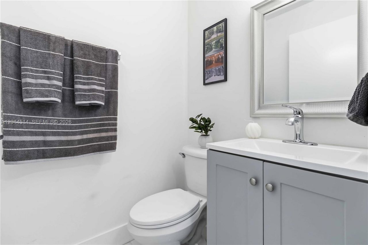 14085 SW 179th Ter, Unit 14085, Miami, FL 33177 Photo