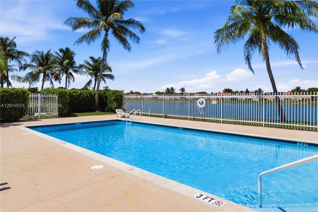 14085 SW 179th Ter, Unit 14085, Miami, FL 33177 Photo