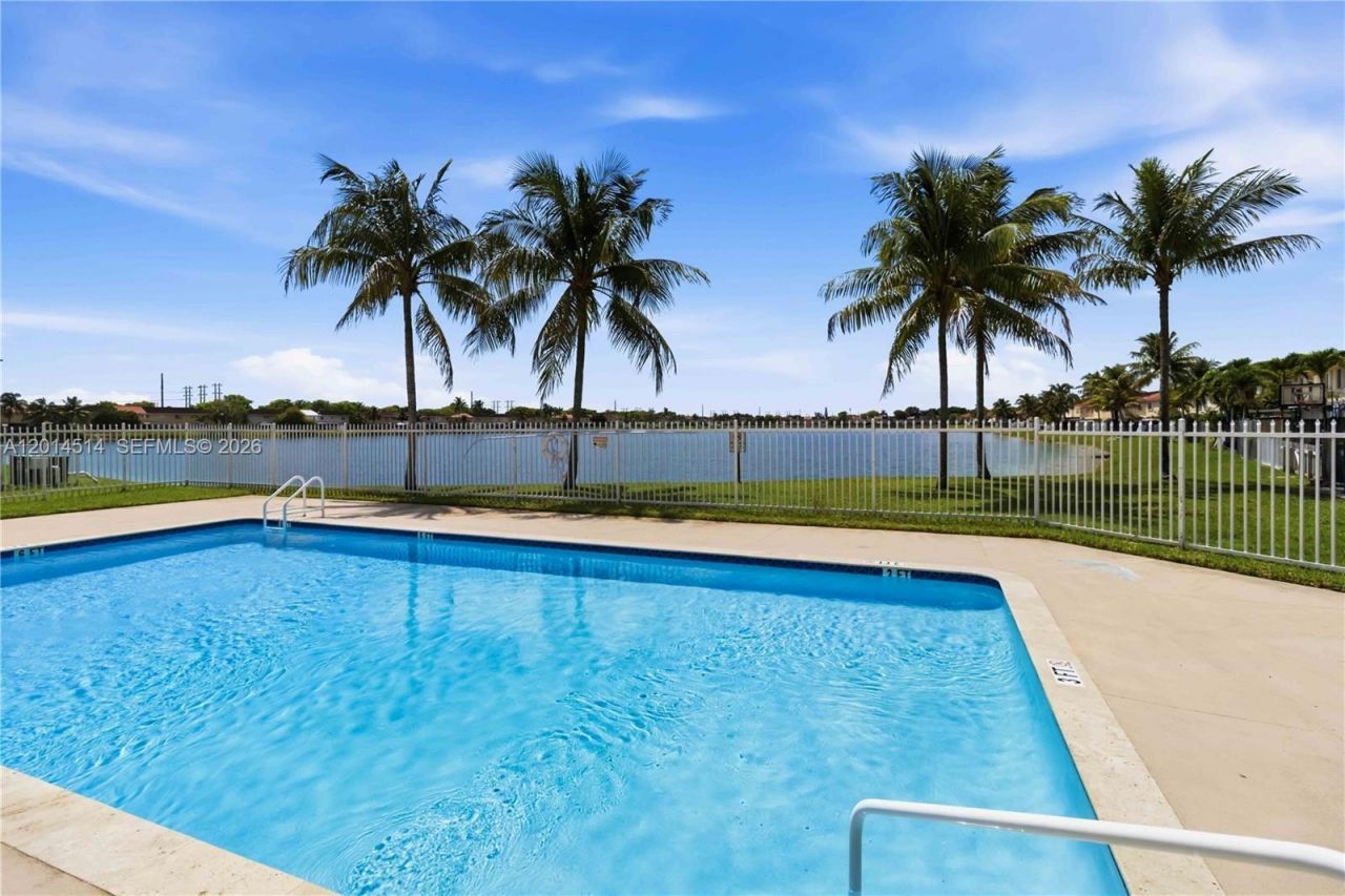 14085 SW 179th Ter, Unit 14085, Miami, FL 33177 Photo