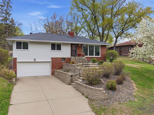 6316 40th Avenue N, Crystal, MN 55427
