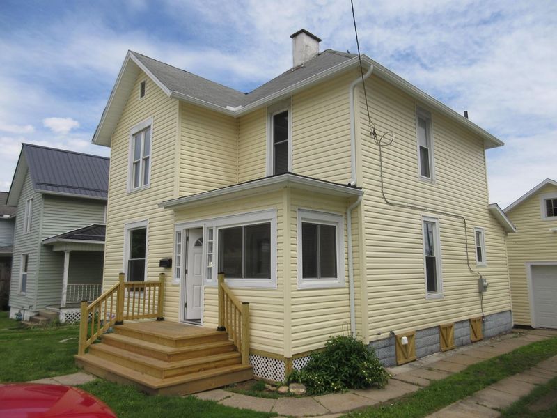 58 N Pine Street, Newark, OH 43055 Photo 2