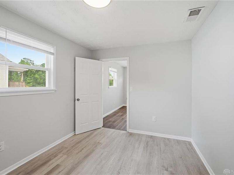 8313 Monroe Avenue, Cincinnati, OH 45236 Photo 28