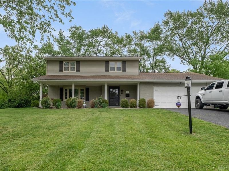 204 Saundra Court, Beavercreek, OH 45430 Photo 1
