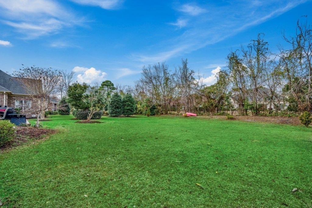 9060 Abingdon Dr. Photo 25