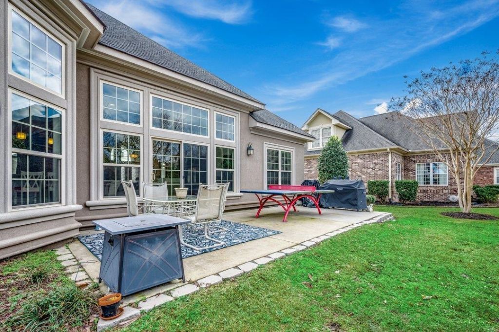 9060 Abingdon Dr. Photo 27