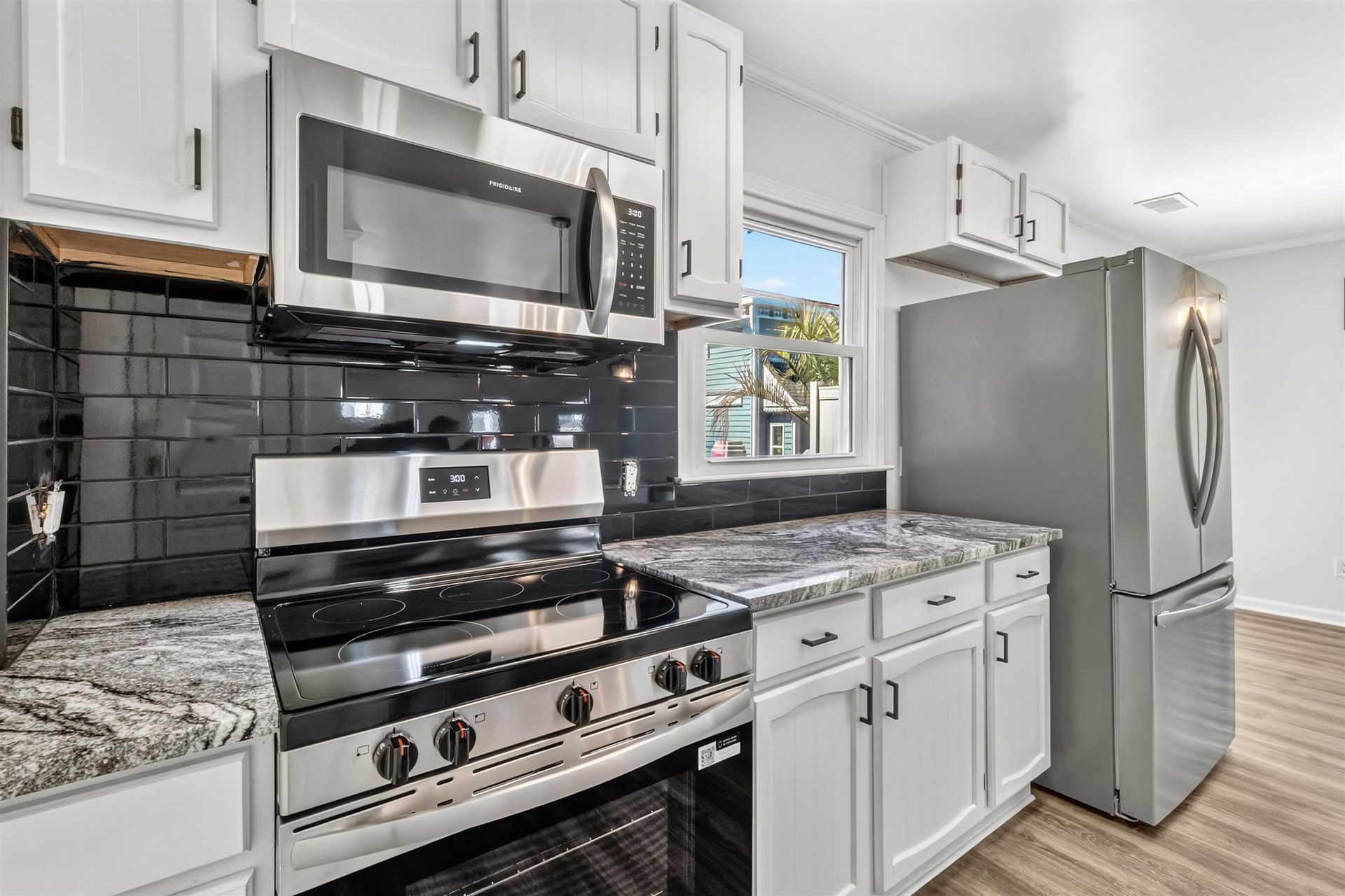 916 Tiffany Ln.  Photo 11