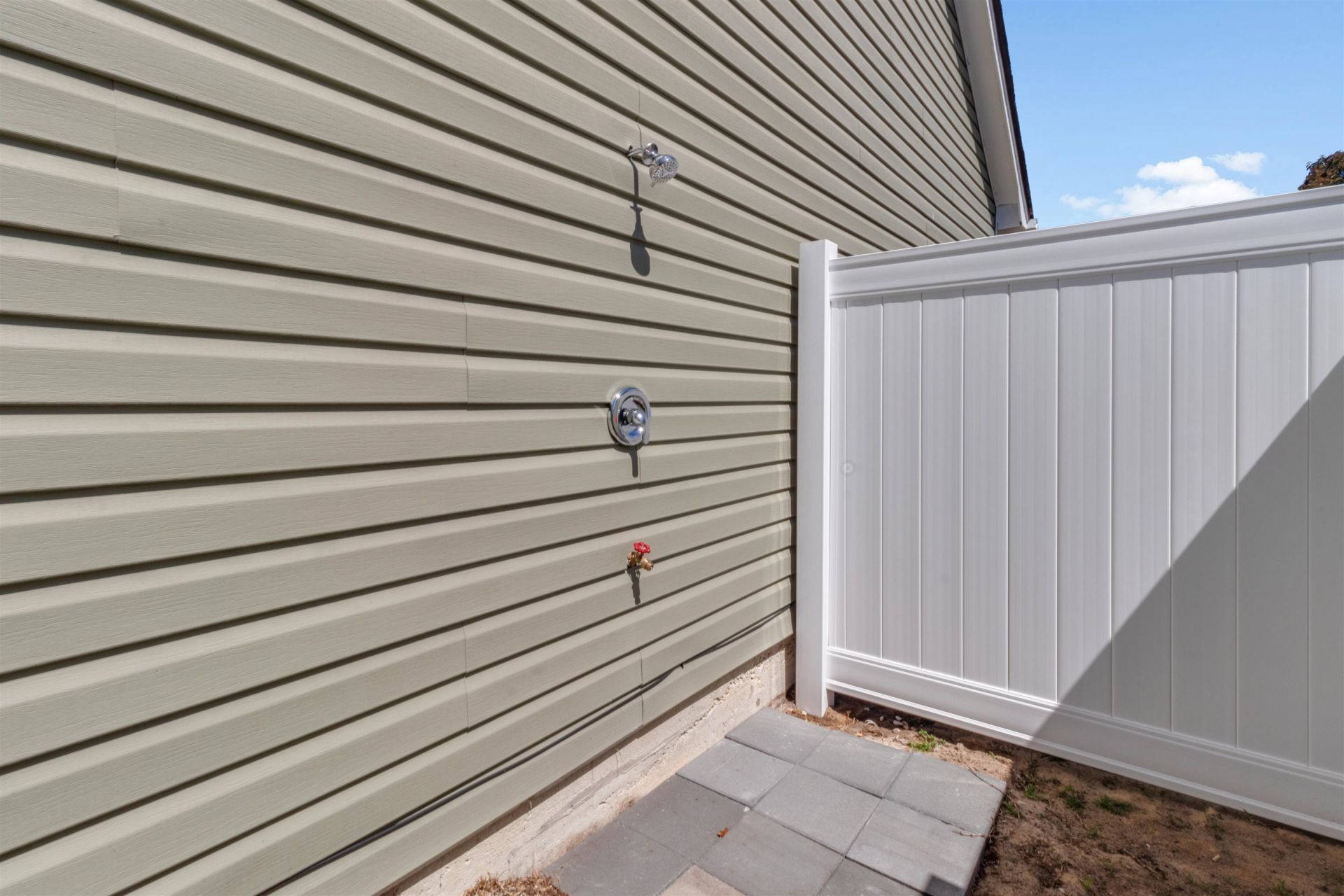 916 Tiffany Ln.  Photo 18