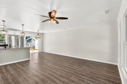 916 Tiffany Ln.  photo 4