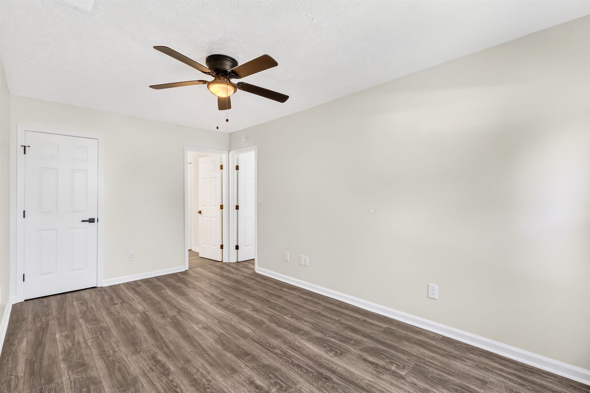 916 Tiffany Ln.  Photo 22