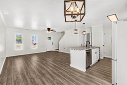916 Tiffany Ln.  photo 4