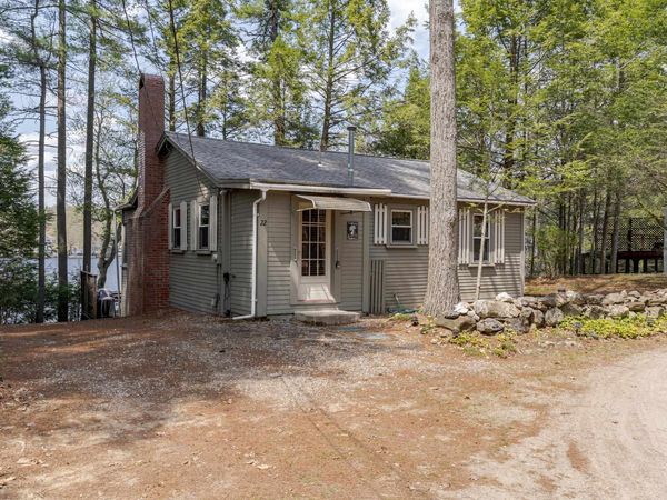22 Pine Street, Nottingham, NH 03290