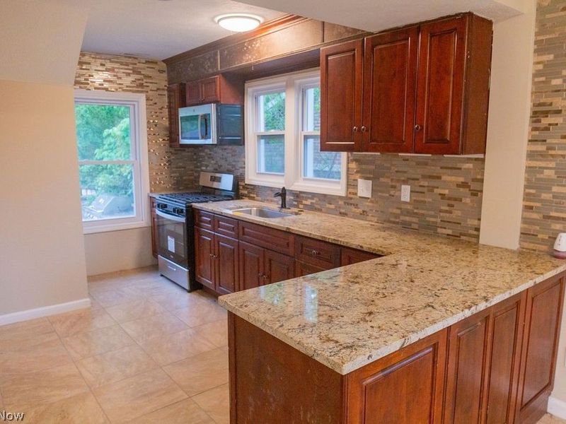 941 Owego Street, Painesville, OH 44077 Photo 9