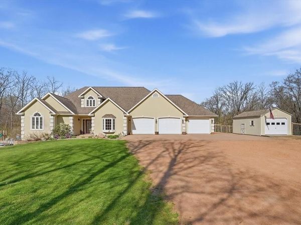 N1520 Hollow Road, Stanley, WI 54768