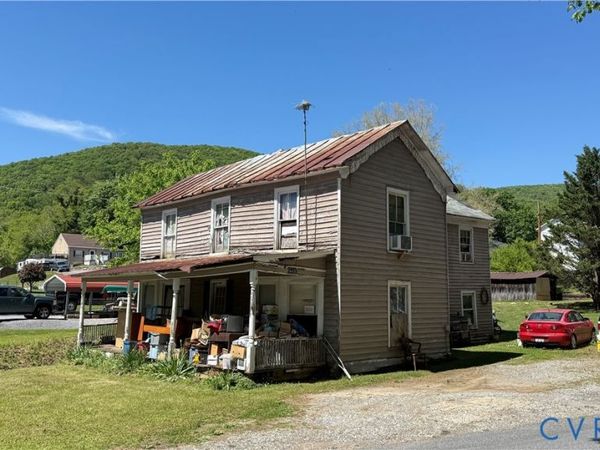 14490 Church Street , Eagle Rock, VA 24085