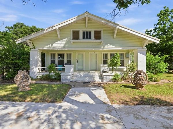 817 W Long Street, Stephenville, TX 76401