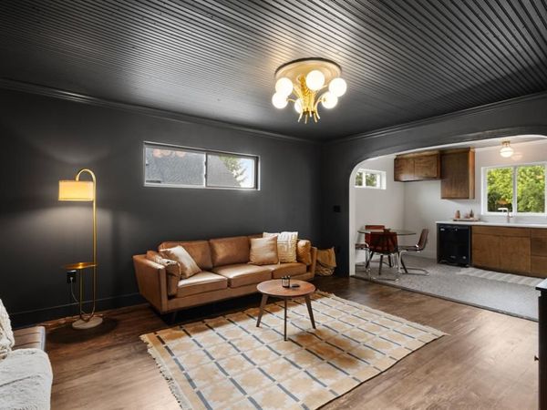 404 W Oak Street , Decatur, TX 76234