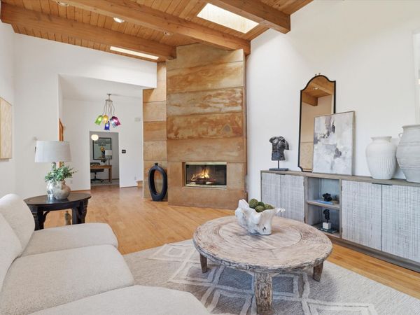 975 Indian Ridge , Santa Fe, NM 87501