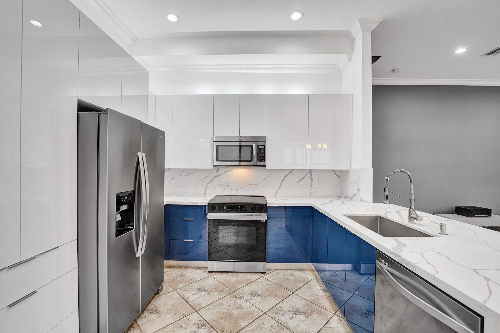 3946 NW 84th Way, Cooper City, FL 33024 Photo