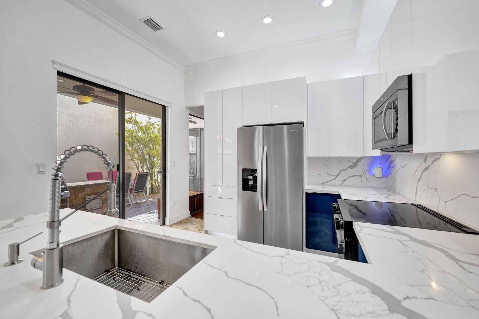 3946 NW 84th Way, Cooper City, FL 33024 Photo