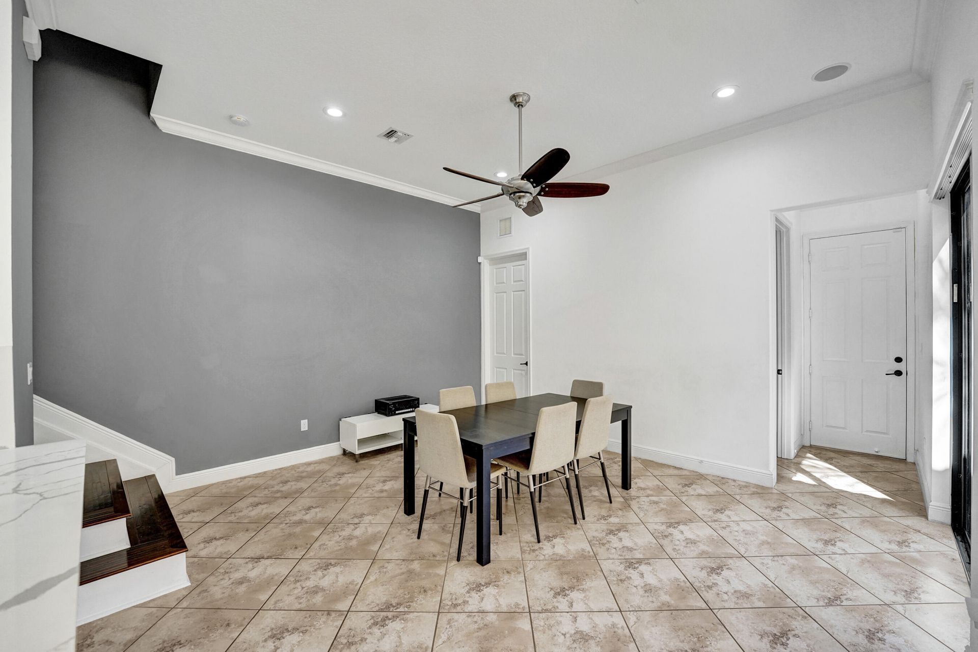 3946 NW 84th Way, Cooper City, FL 33024 Photo