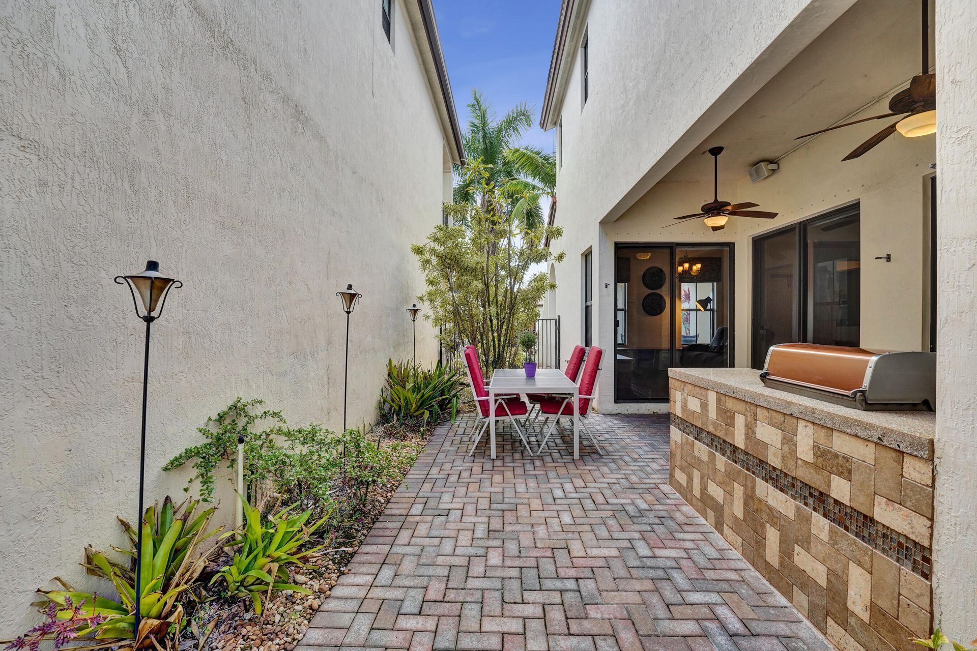 3946 NW 84th Way, Cooper City, FL 33024 Photo