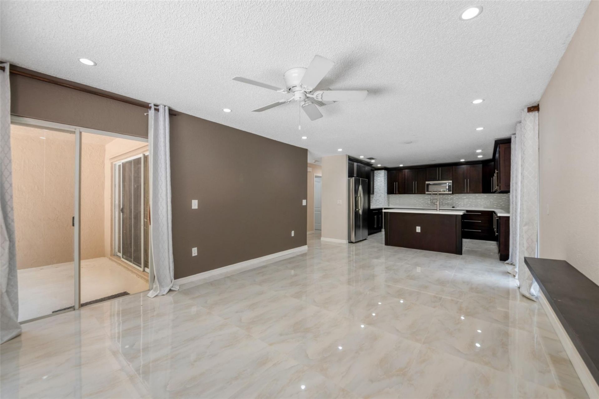 6625 NW 75th Place, Parkland, FL 33067 Photo