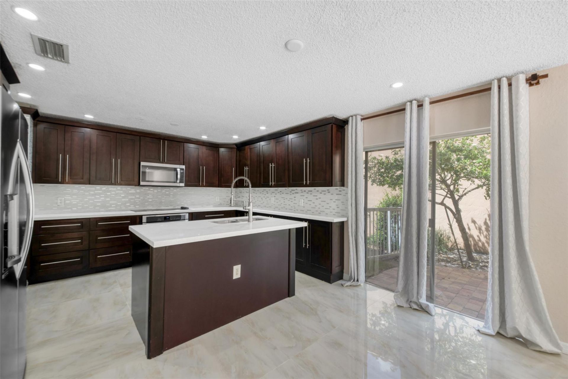6625 NW 75th Place, Parkland, FL 33067 Photo