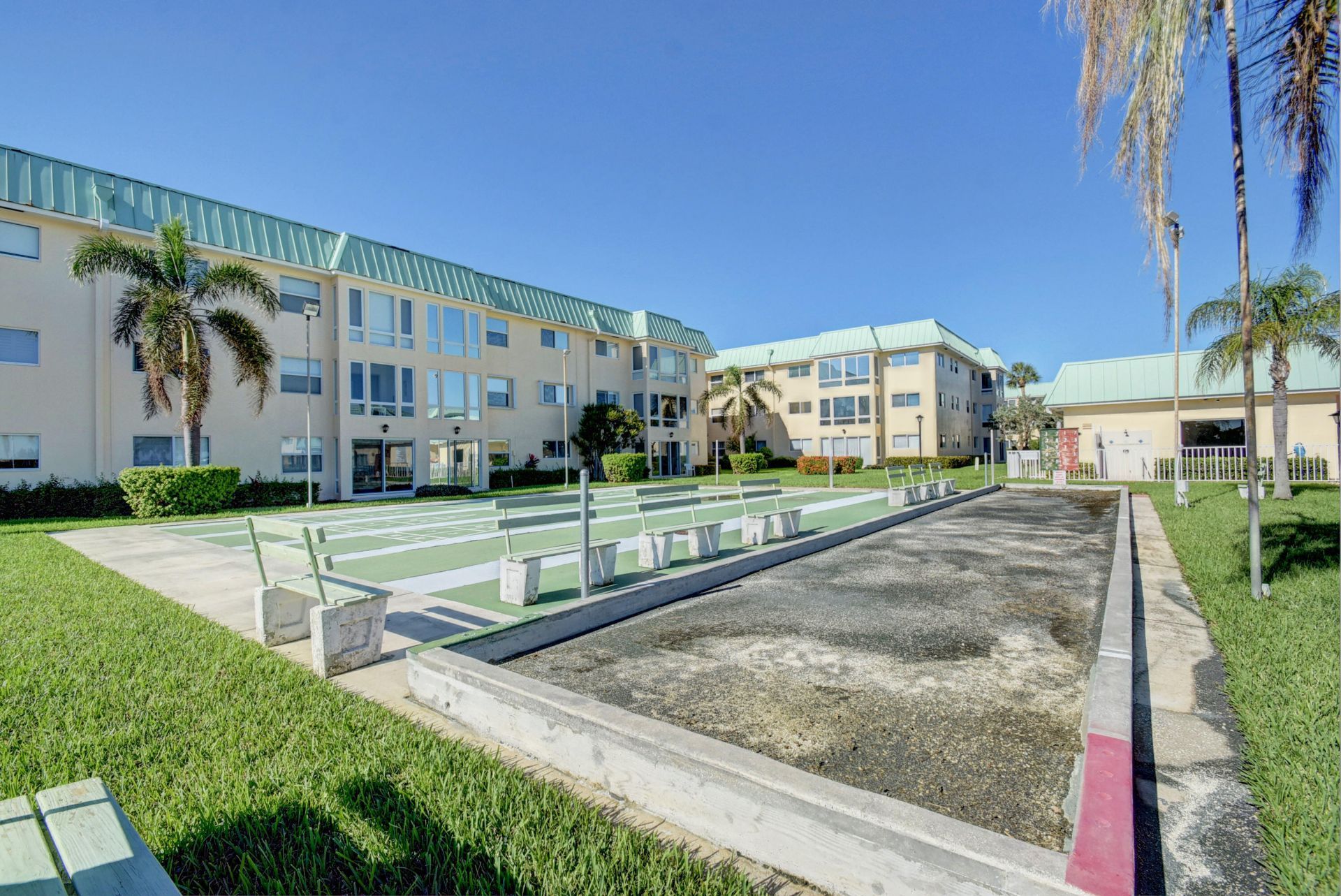 22 Colonial Club Drive, Unit 103, Boynton Beach, FL 33435 Photo
