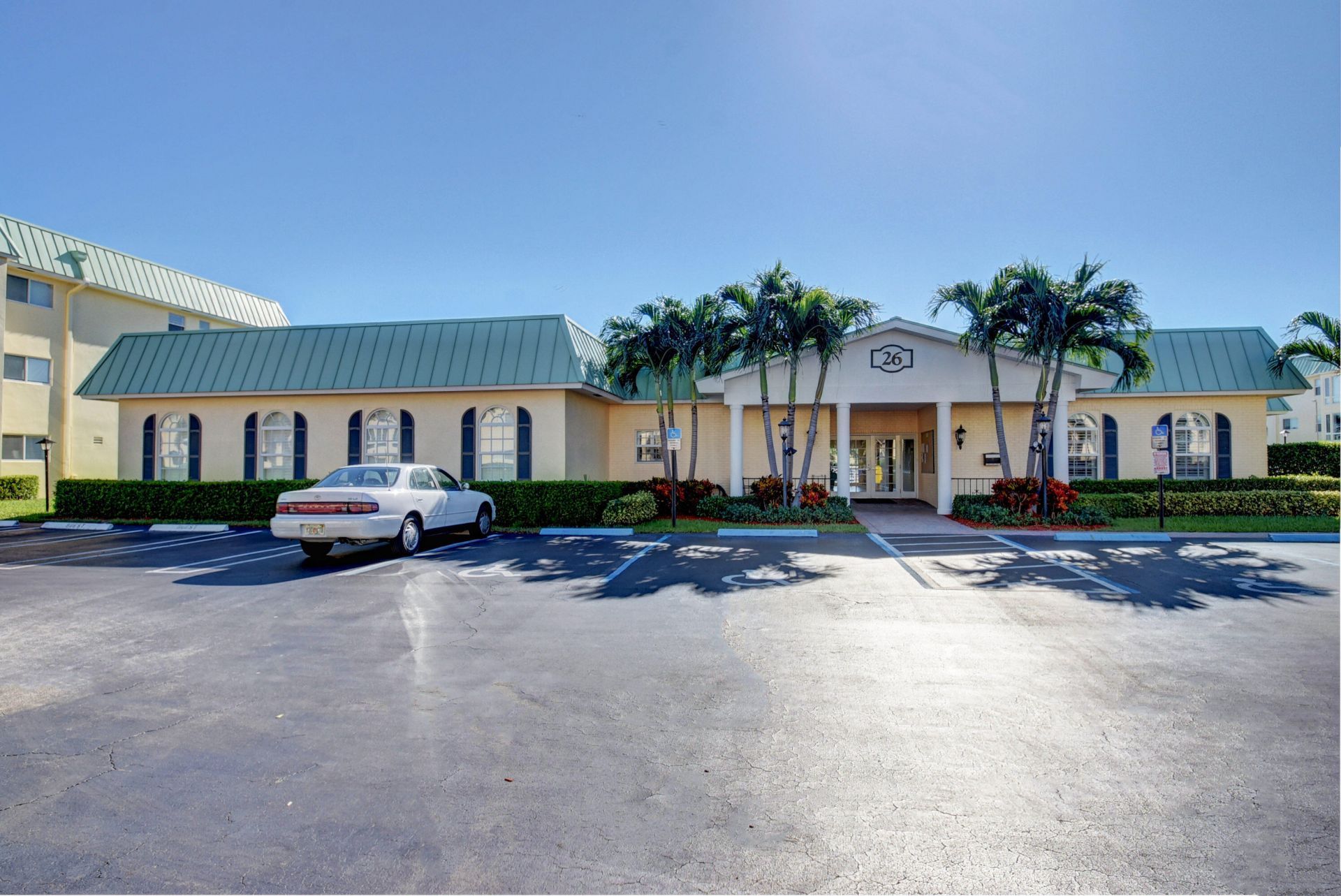 22 Colonial Club Drive, Unit 103, Boynton Beach, FL 33435 Photo