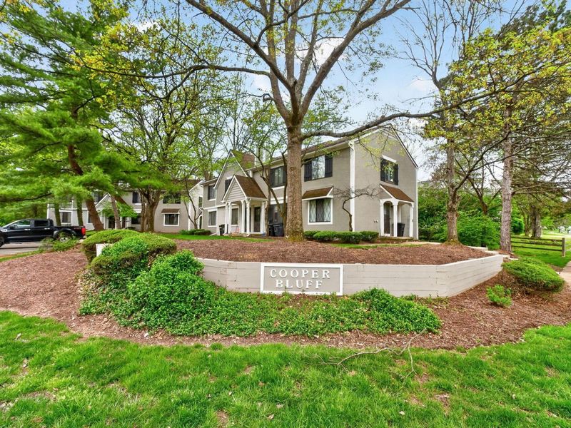 3001 Cooper Bluff Drive, Columbus, OH 43231 Photo 1