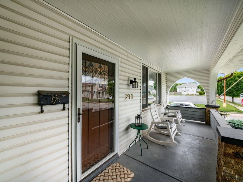 211 E Jenkins Avenue, Columbus, OH 43207 Photo 5