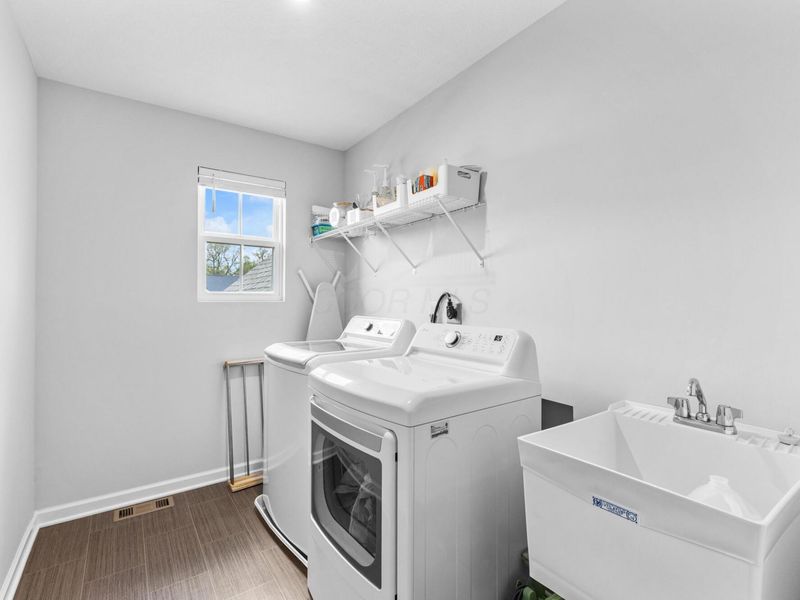 9758 Brindlewood Drive, Plain City, OH 43064 Photo 40
