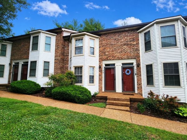 250 Sanders Ferry Rd, Unit 49, Hendersonville, TN 37075