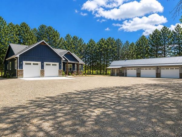 3748 Apache Rd, New Plymouth, ID 83655