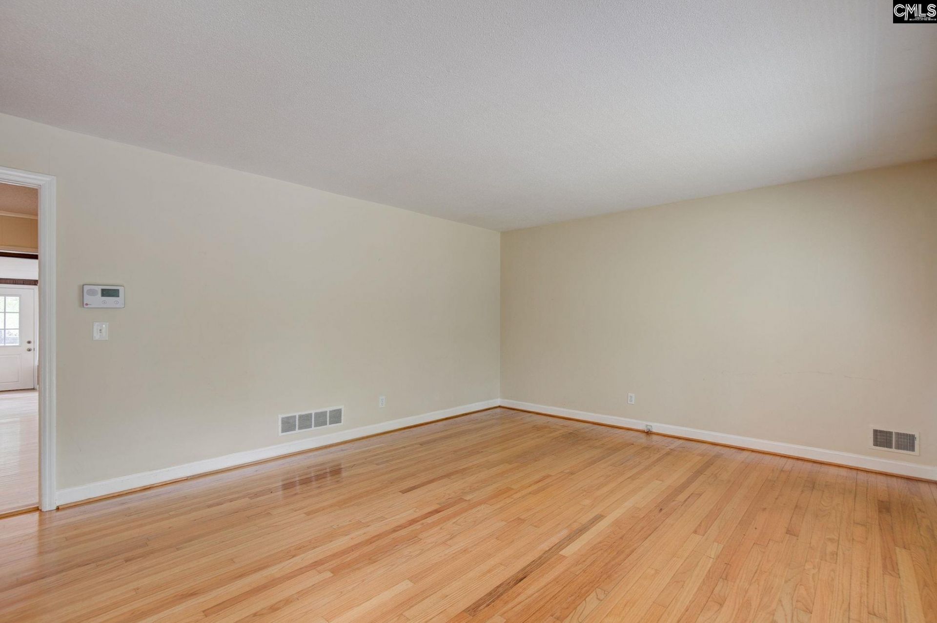 1134 Woodland Drive Photo 7