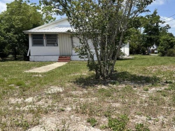 2600 W 18th Street , Panama City, FL 32405