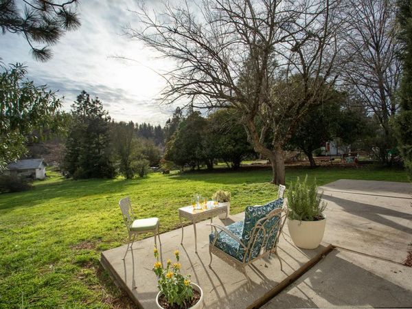 24713 Oro Valley Rd, Auburn, CA 95602