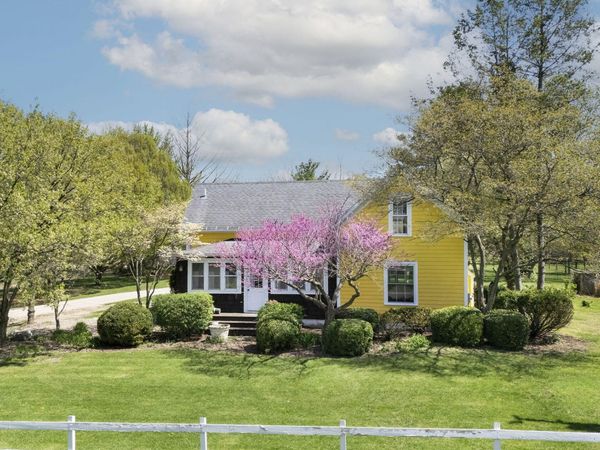 11971 S Hildebrandt Road, Sawyer, MI 49125