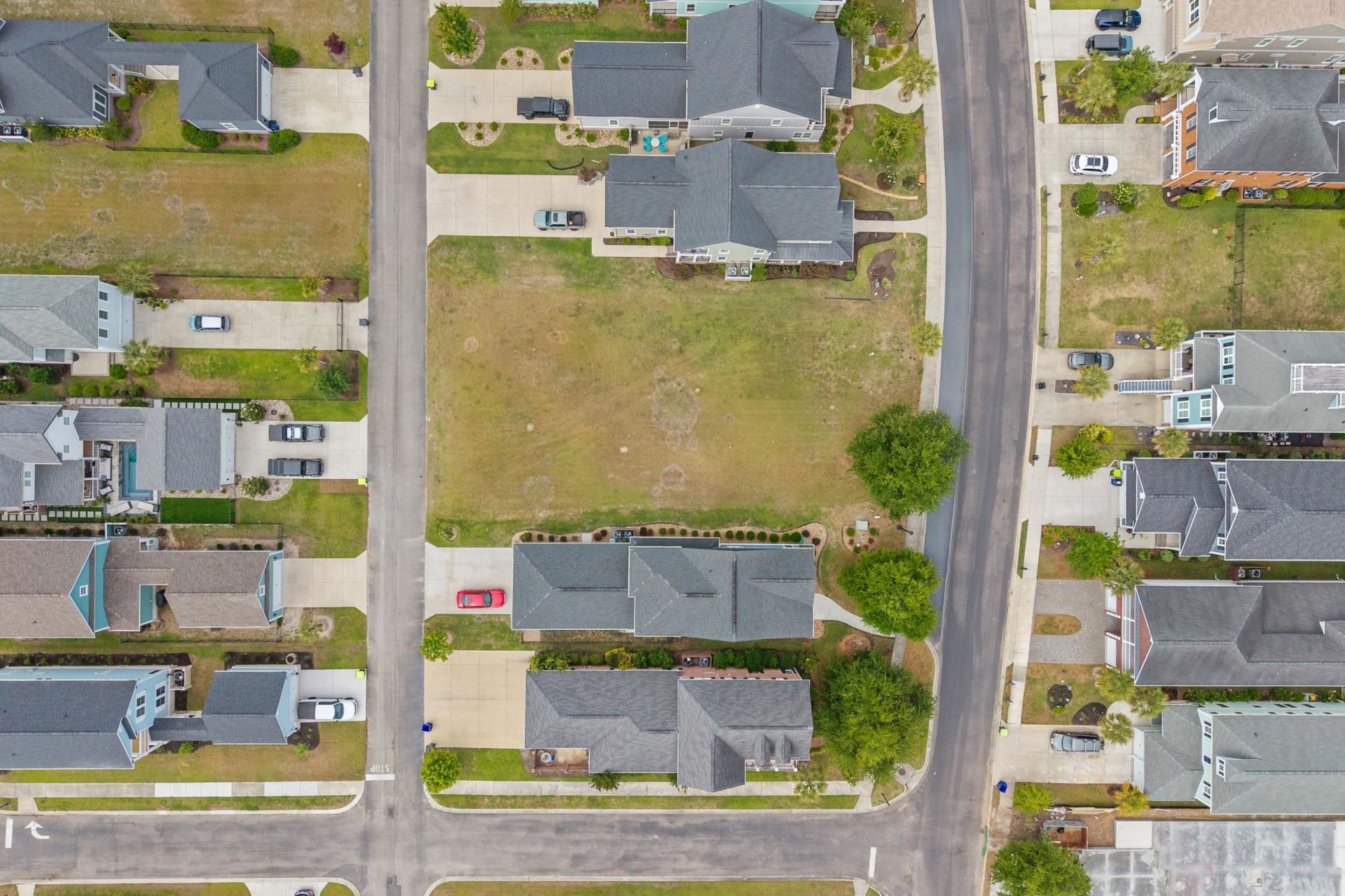 884 Crystal Water Way  Photo 15