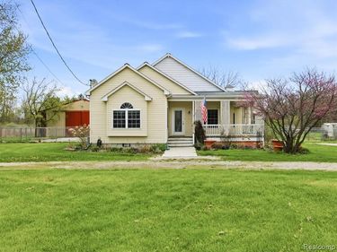 1918 Harvey Road, Kimball Twp, MI 48074