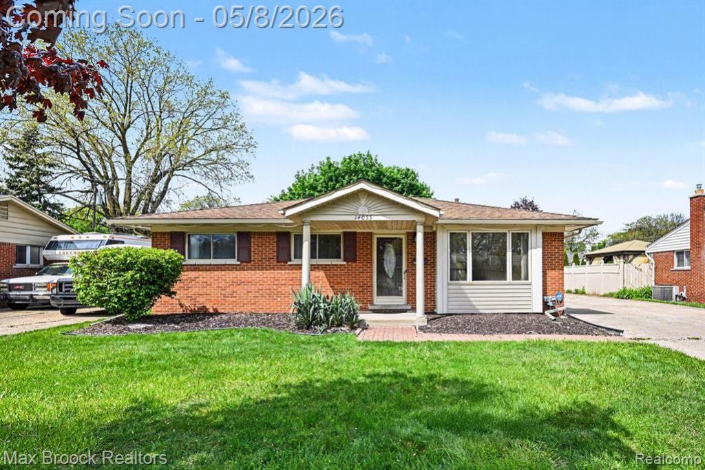 14055 Denne Street, Livonia, MI 48154 Main Photo