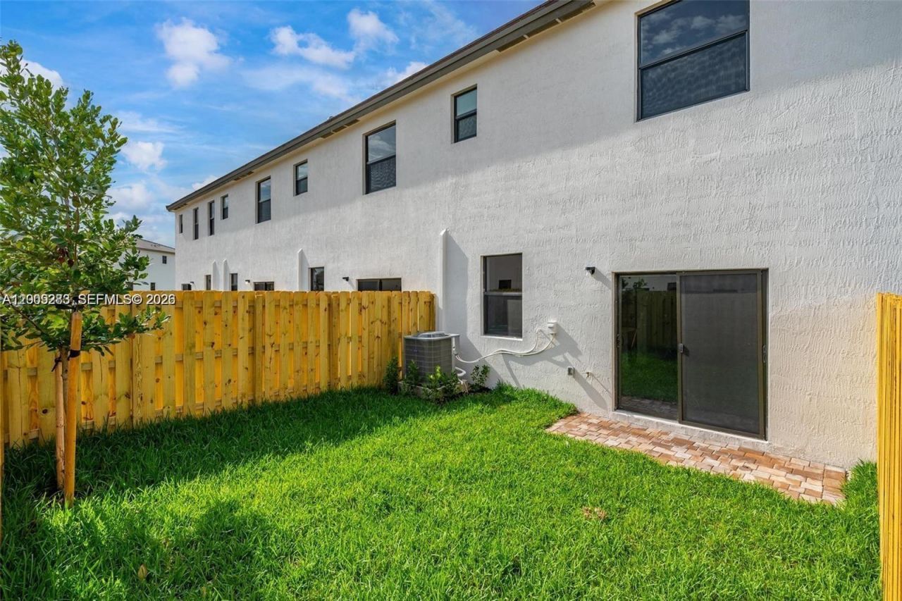 23507 SW 129th Path , Homestead, FL 33032 Photo