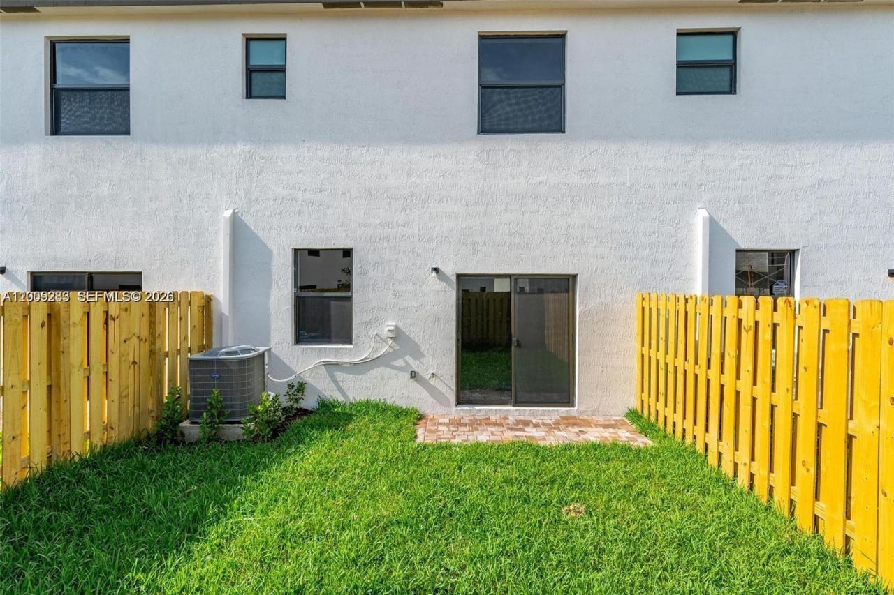 23507 SW 129th Path , Homestead, FL 33032 Photo