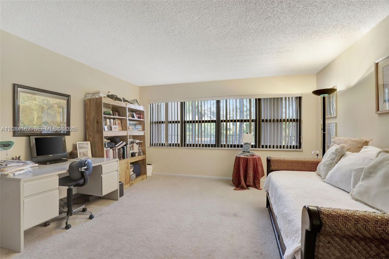 1800 S Ocean Blvd, Unit 210, Lauderdale by the Sea, FL 33062 Photo