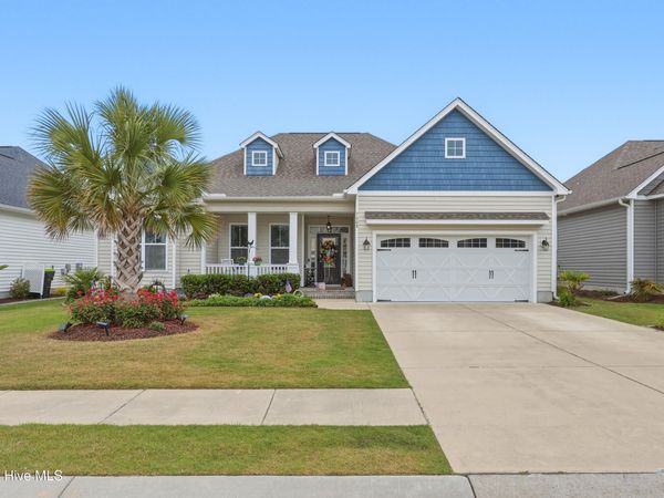 7008 Sevilleen Drive SW, Ocean Isle Beach, NC 28469