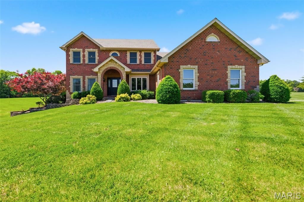 118 Kersting Farms Drive, O Fallon, MO 63366 Main Photo